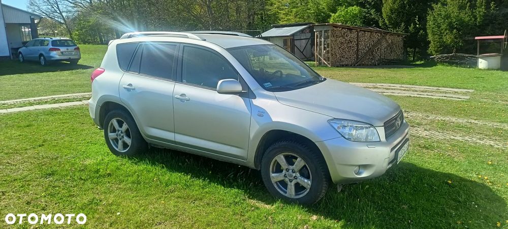 Toyota RAV4 2.2 D-4D Premium - 2