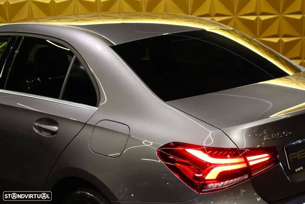 Mercedes-Benz A 250 - 13
