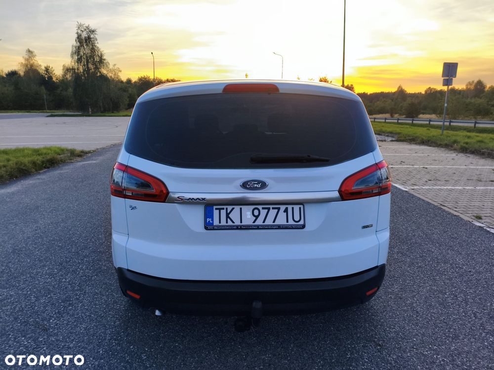 Ford S-Max 2.0 TDCi DPF Titanium - 13