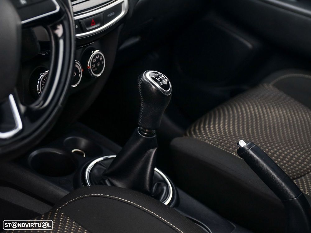 Mitsubishi ASX 1.6 Cross City - 29