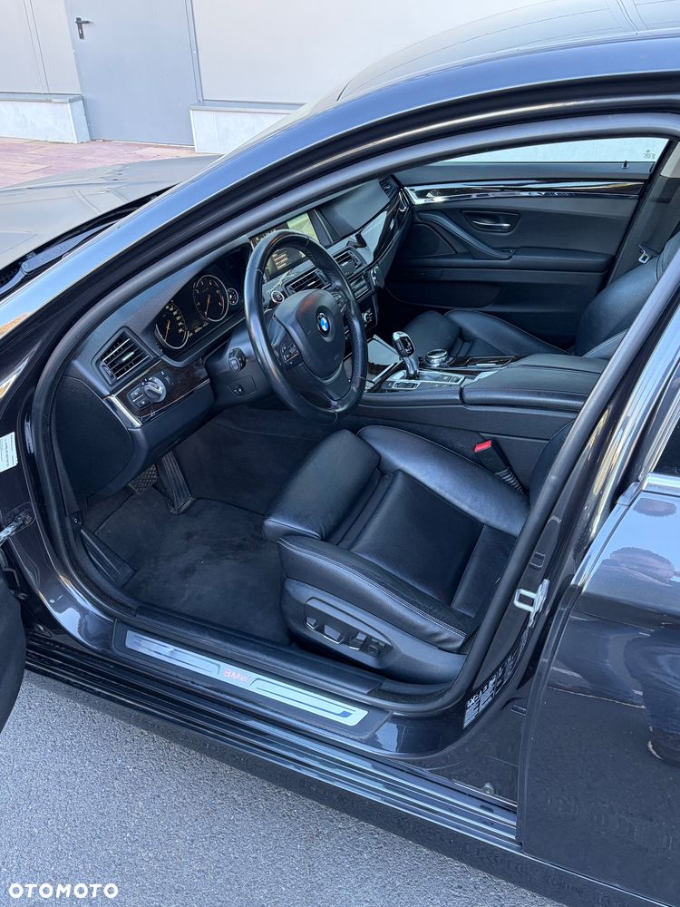 BMW Seria 5 520d xDrive Luxury Line - 10
