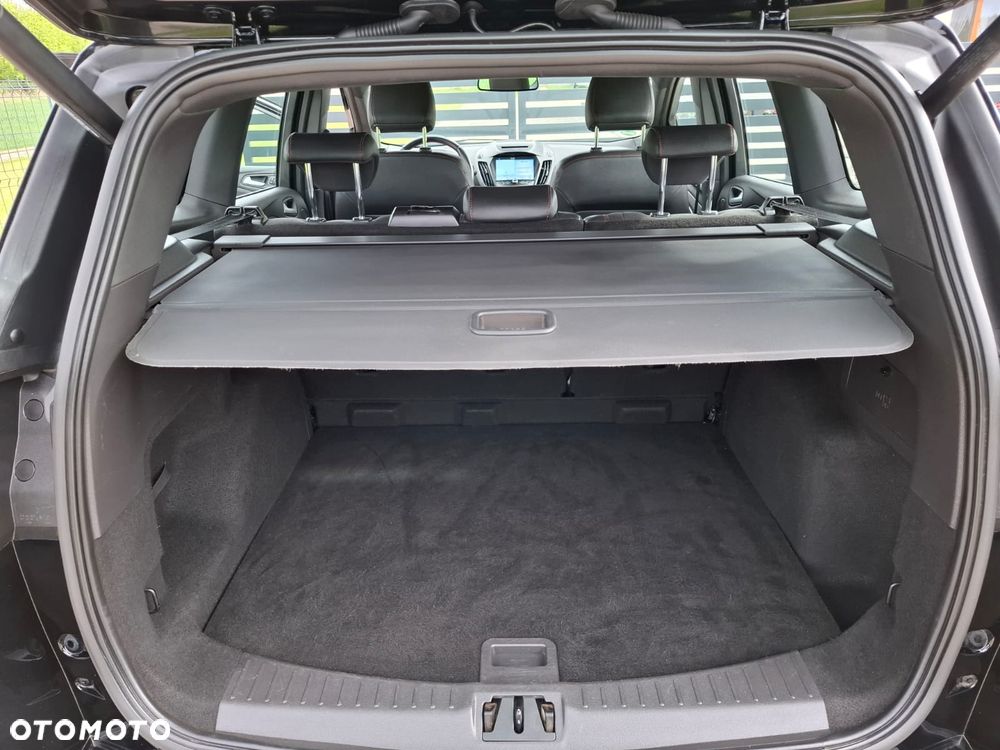 Ford Kuga 2.0 TDCi 4x2 ST-Line - 20