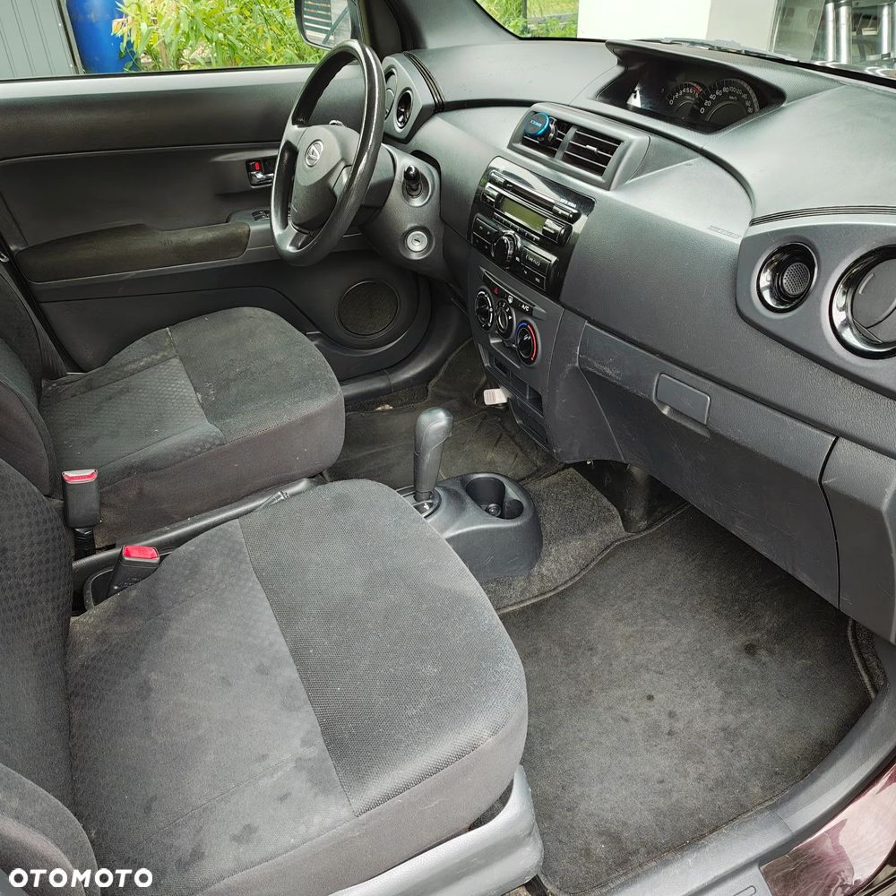 Daihatsu Materia 1.5 - 8