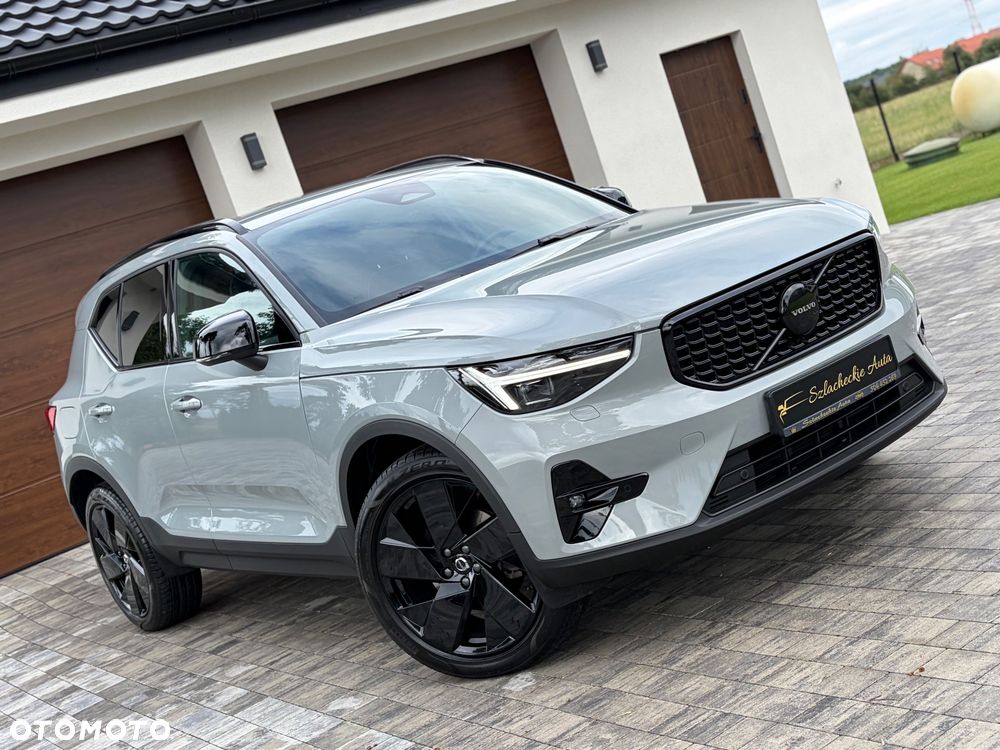 Volvo XC 40 B3 B DKG Ultra Black Edition - 5