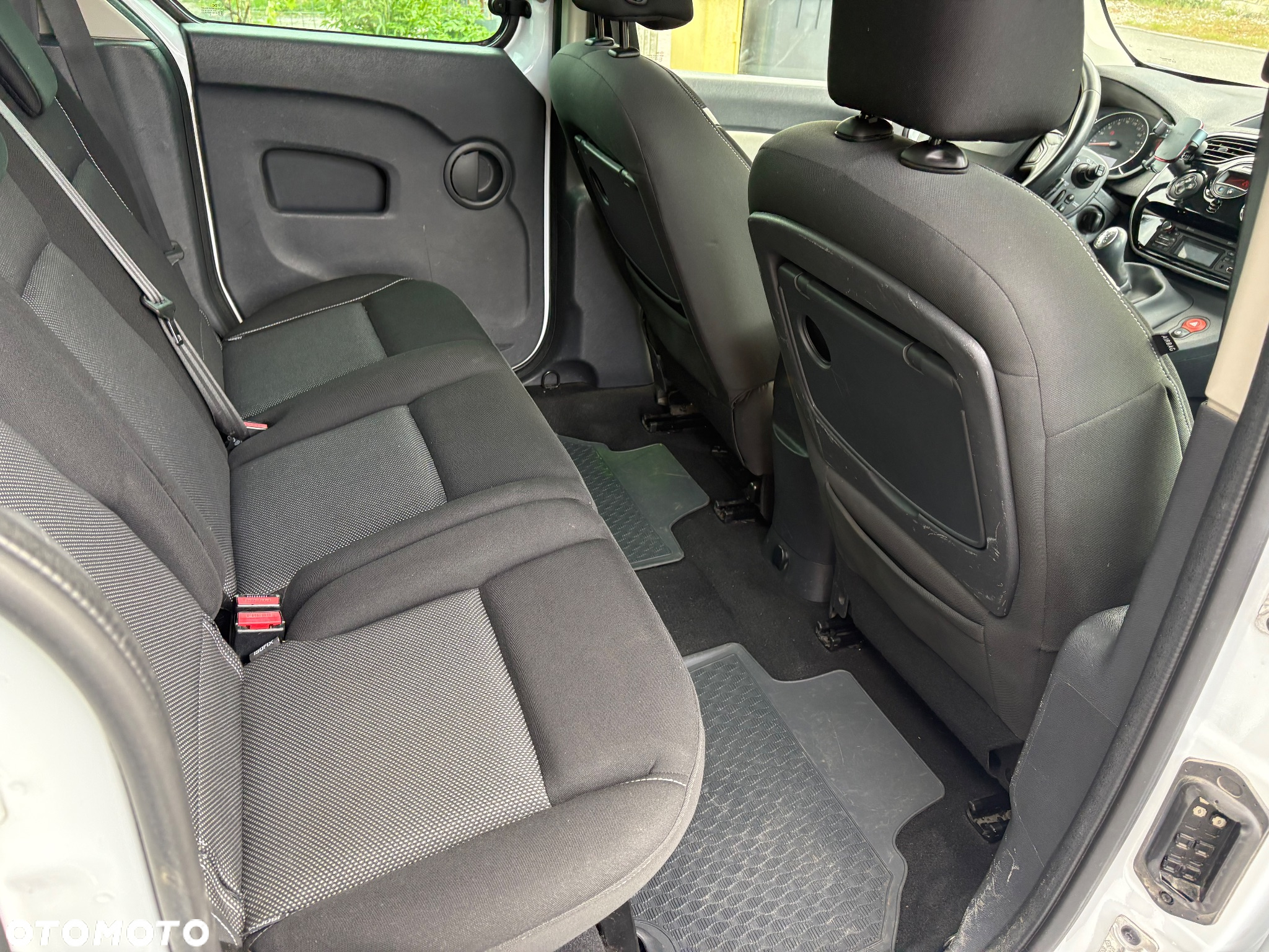 Renault Kangoo ENERGY dCi 90 FAP Start & Stop Expression - 14
