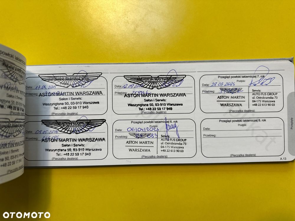 Aston Martin V12 Vantage Standard - 11