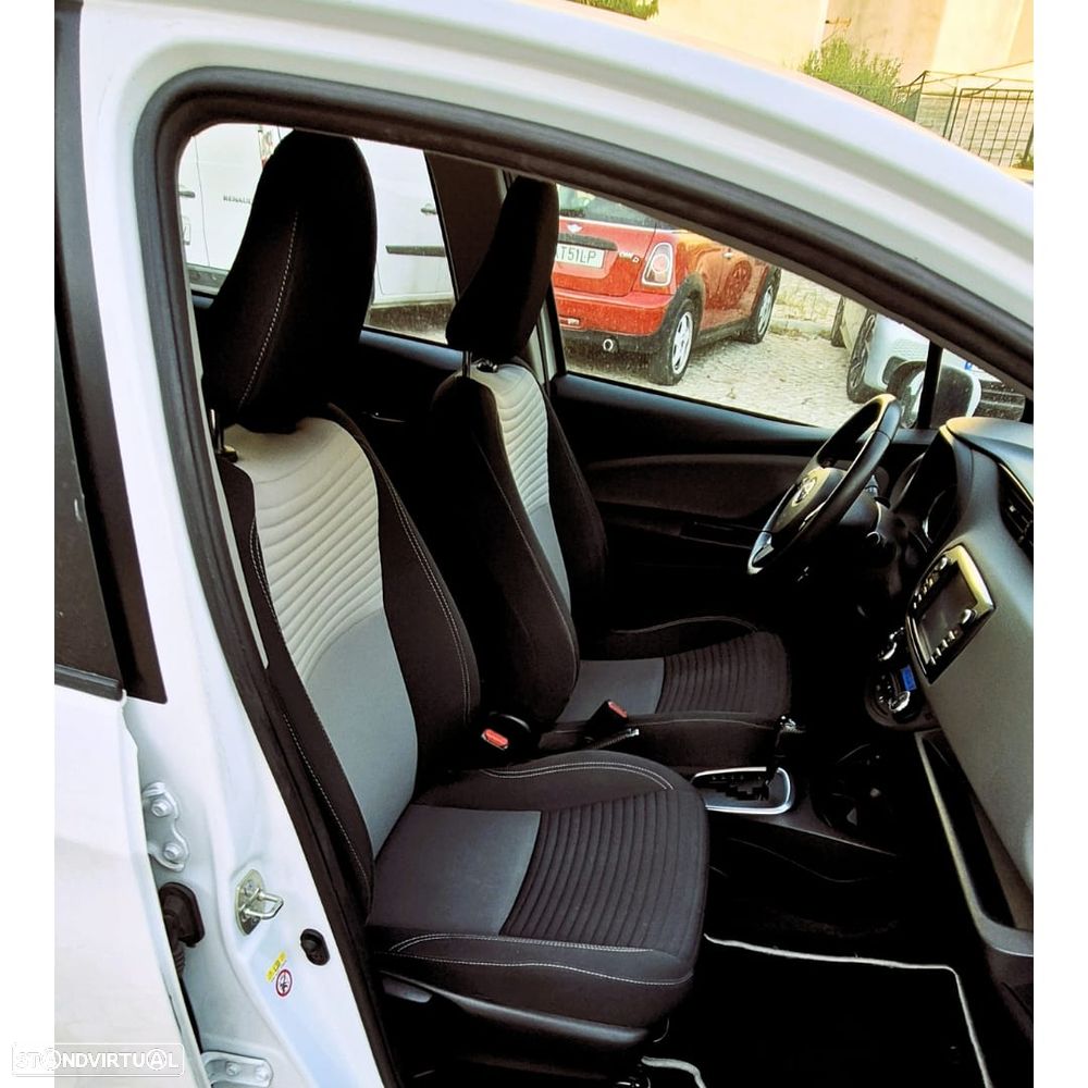 Toyota Yaris 1.5 HSD Active - 7