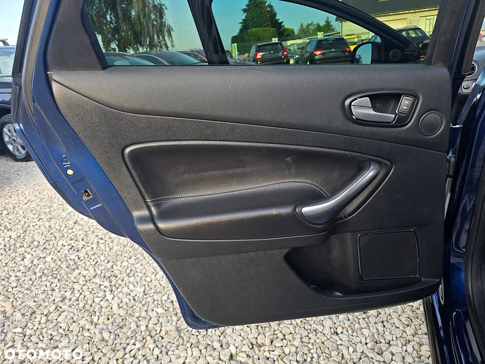 Ford Mondeo 2.0 TDCi Platinium X Plus (Titanium) - 16