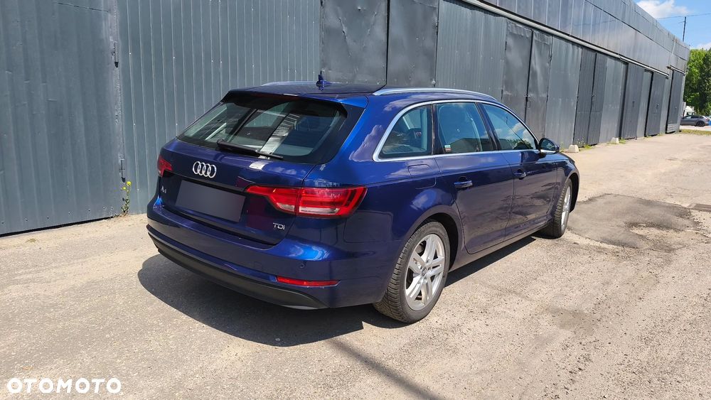 Audi A4 Avant 2.0 TDI S tronic - 6