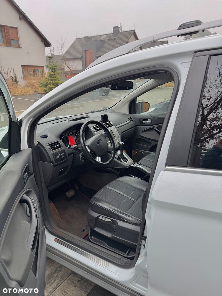 Ford Kuga 2.0 TDCi 4x4 Titanium - 15