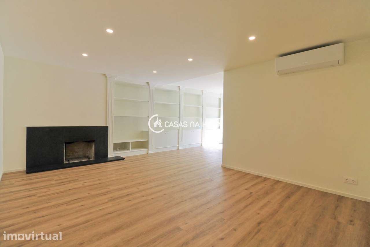 T4 Renovado | acabamentos de luxo | Foz - Grande imagem: 2/30