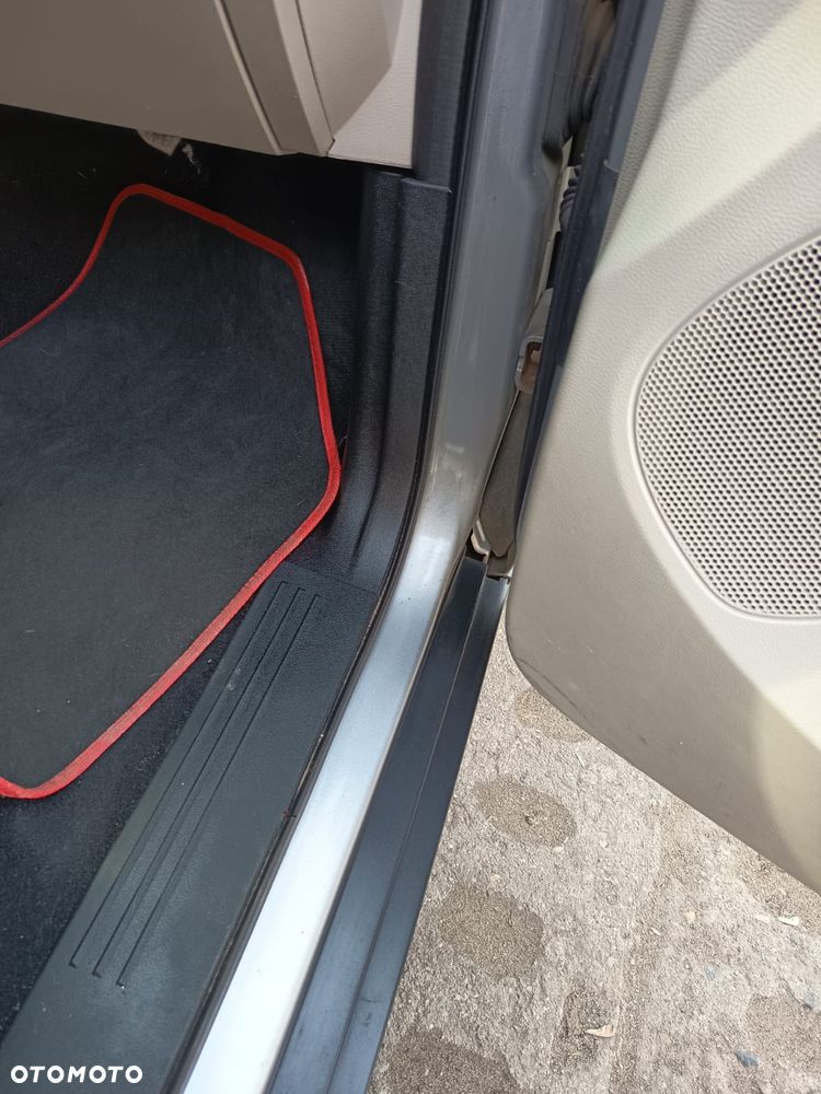 Dodge Grand Caravan 3.6 Express - 13