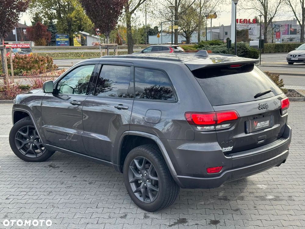 Jeep Grand Cherokee - 4