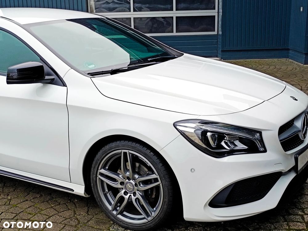 Mercedes-Benz CLA 200 Peak Edition - 17