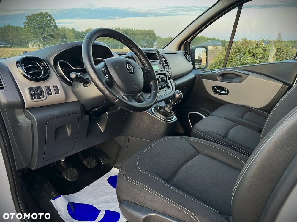 Renault Trafic - 28