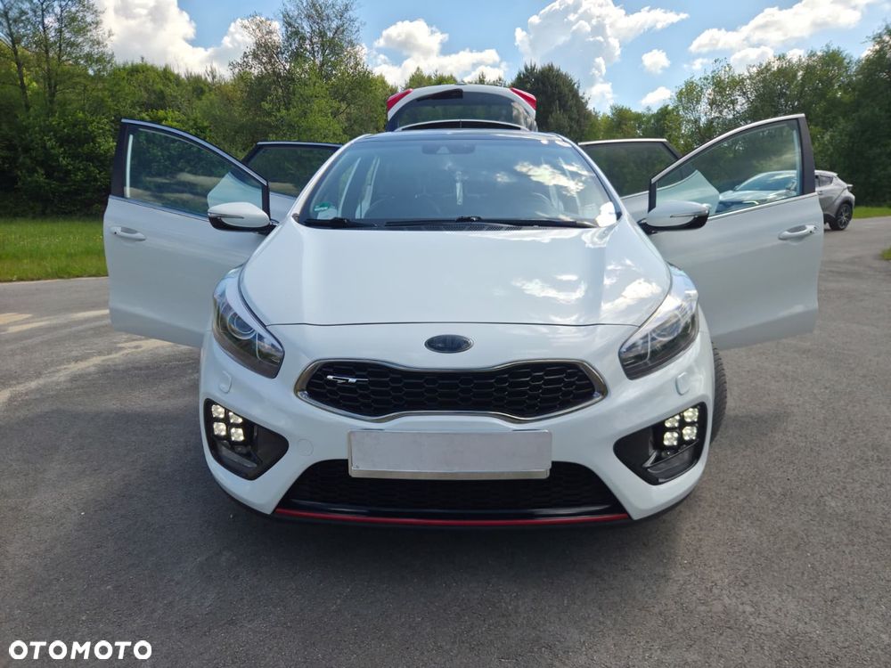 Kia Ceed 1.6 T-GDI GT-Challenge - 30