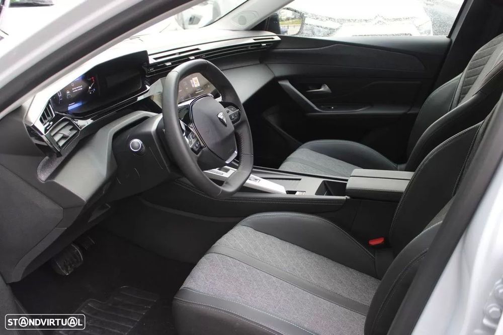 Peugeot 408 1.2 PureTech Allure EAT8 - 4