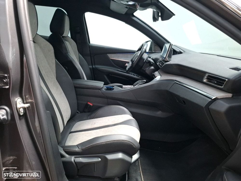 Peugeot 3008 1.6 Hybrid GT Line e-EAT8 - 4