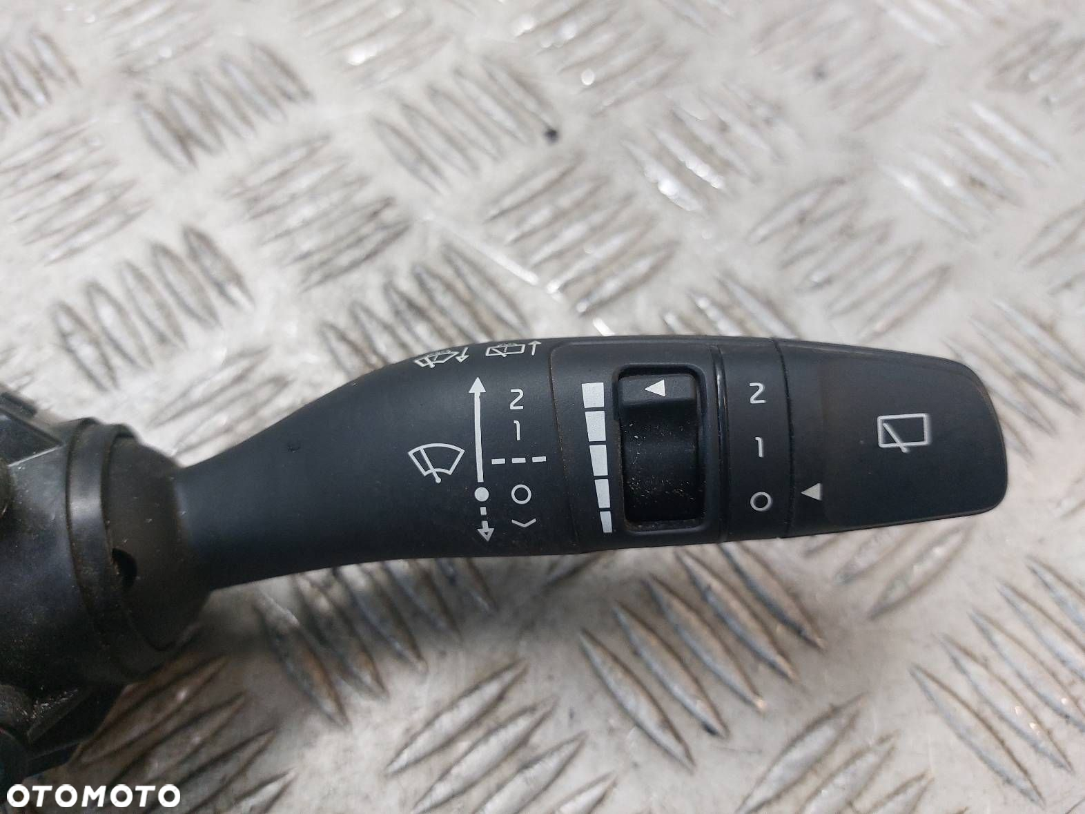 MANETKA PRZEŁĄCZNIK ZESPOLONY KIA CEED III 93404J7850 - 2