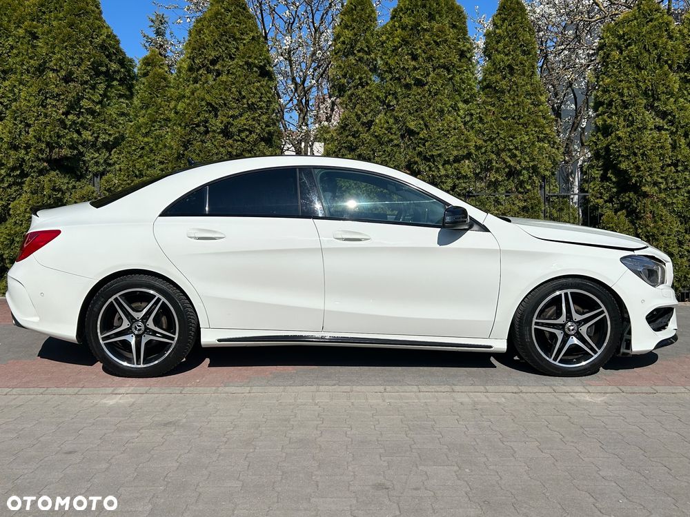 Mercedes-Benz CLA 200 7G-DCT AMG Line - 3