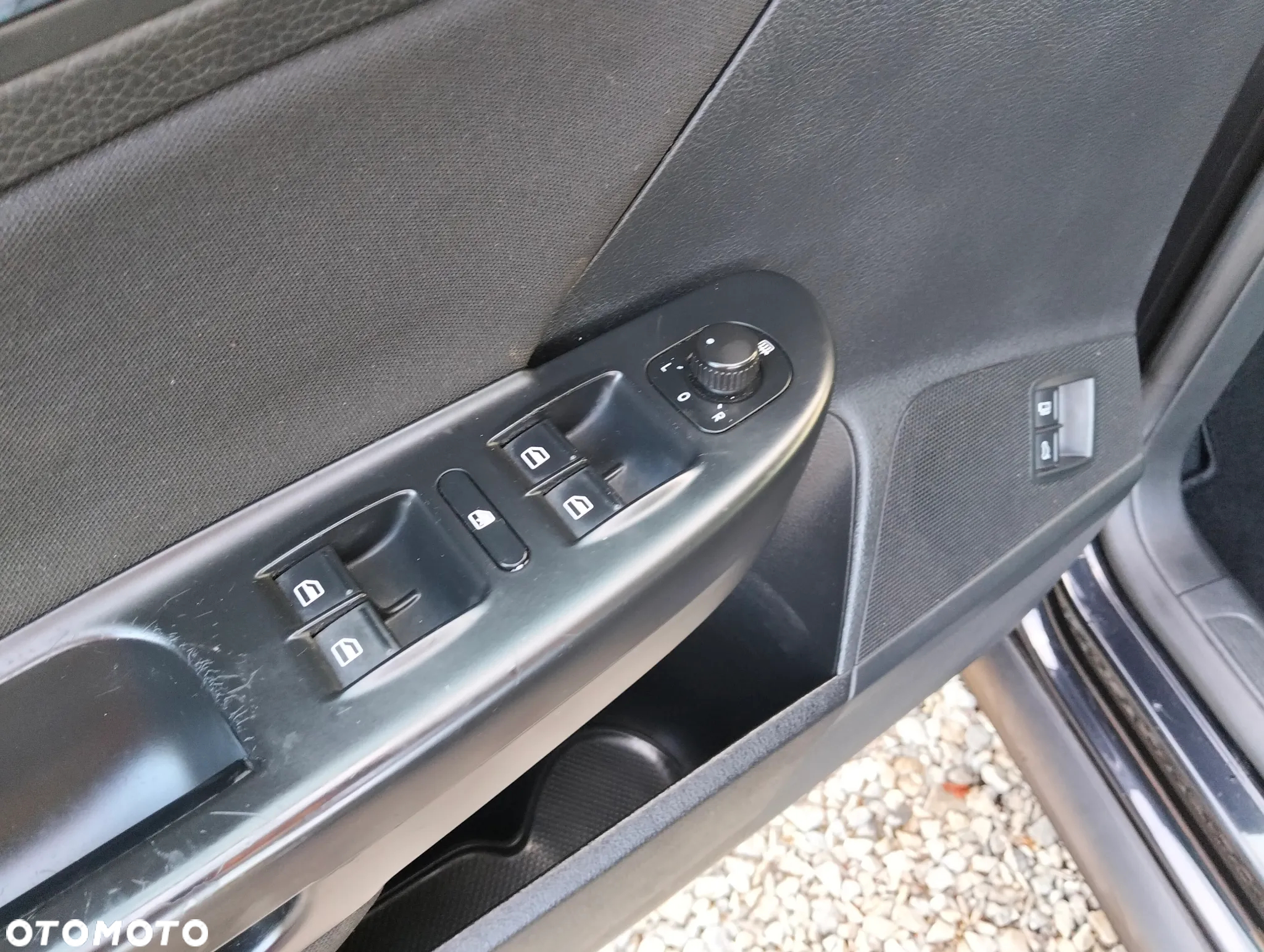 Volkswagen Passat 1.6 Trendline - 14