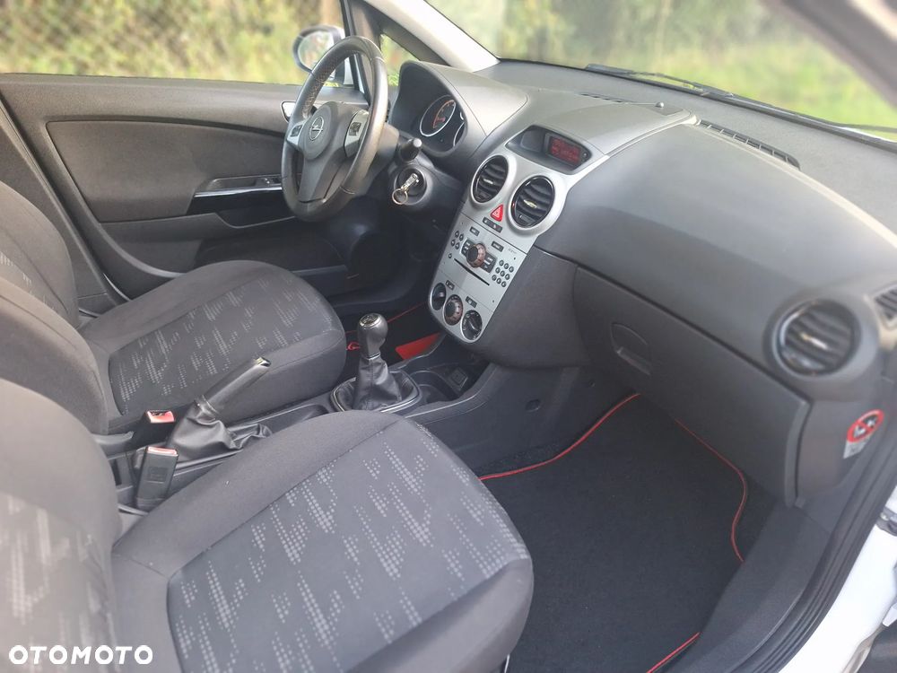 Opel Corsa 1.2 16V Enjoy - 6