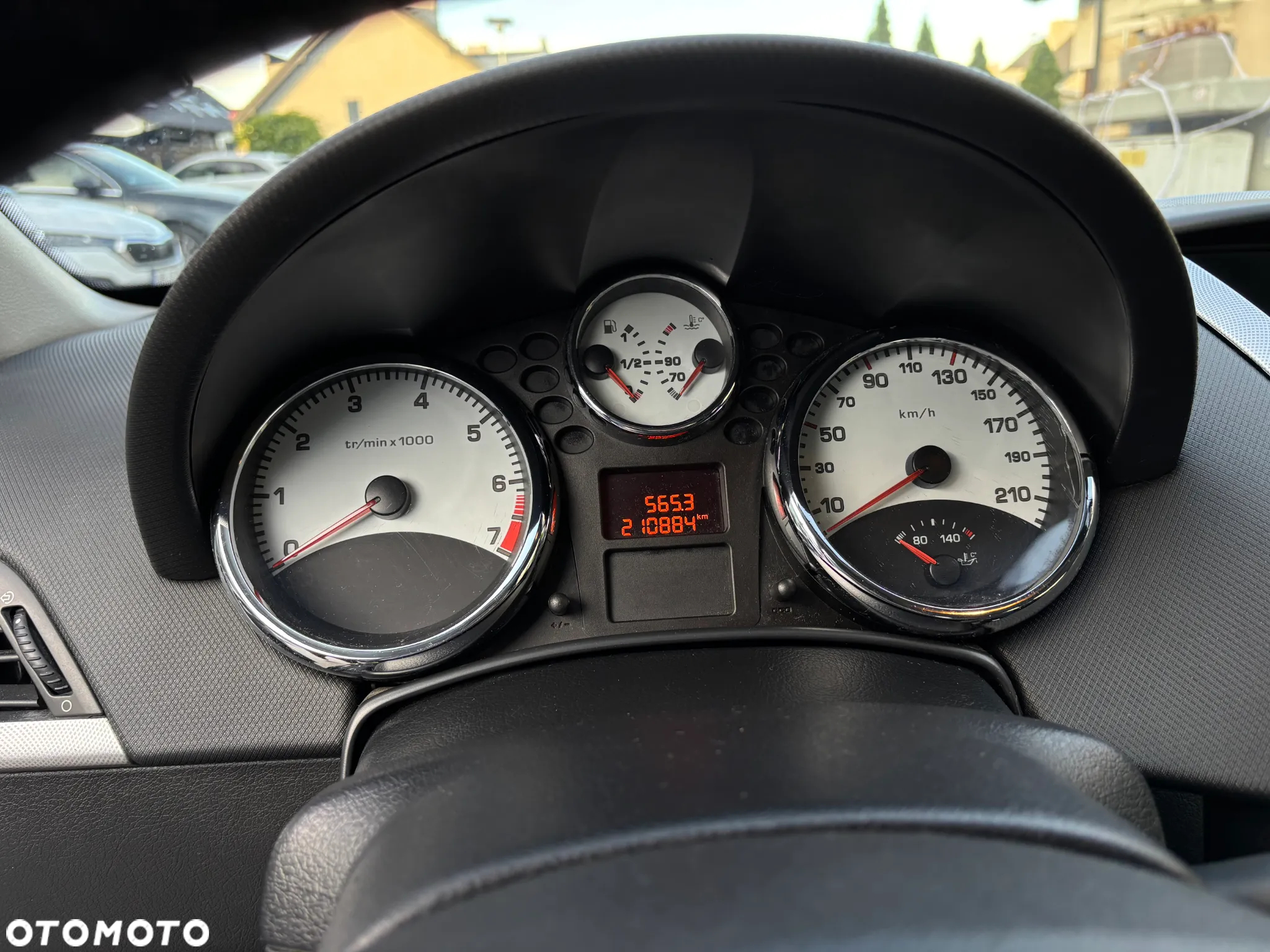 Peugeot 207 1.4 16V Trendy - 8