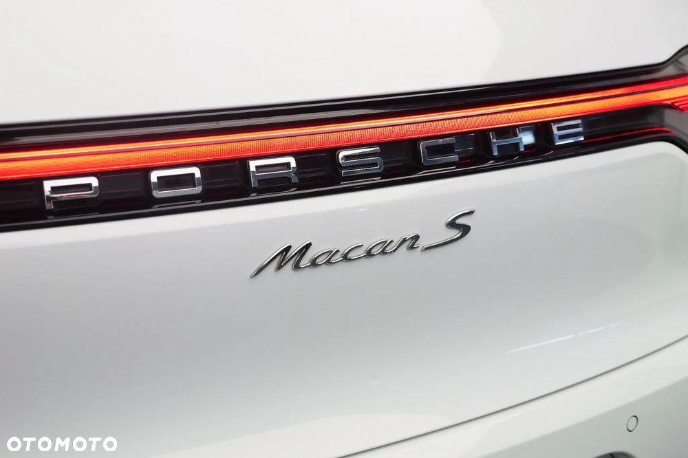 Porsche Macan S - 33