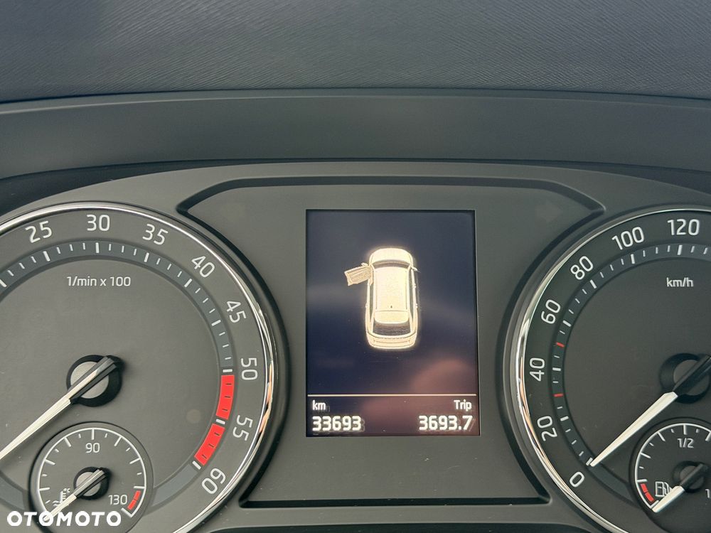 Skoda Octavia 2.0 TDI 4x4 Ambition DSG - 13