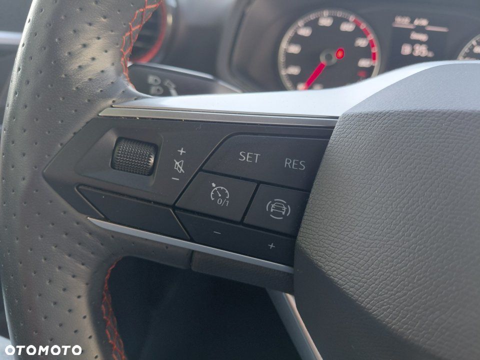 Seat Arona - 16