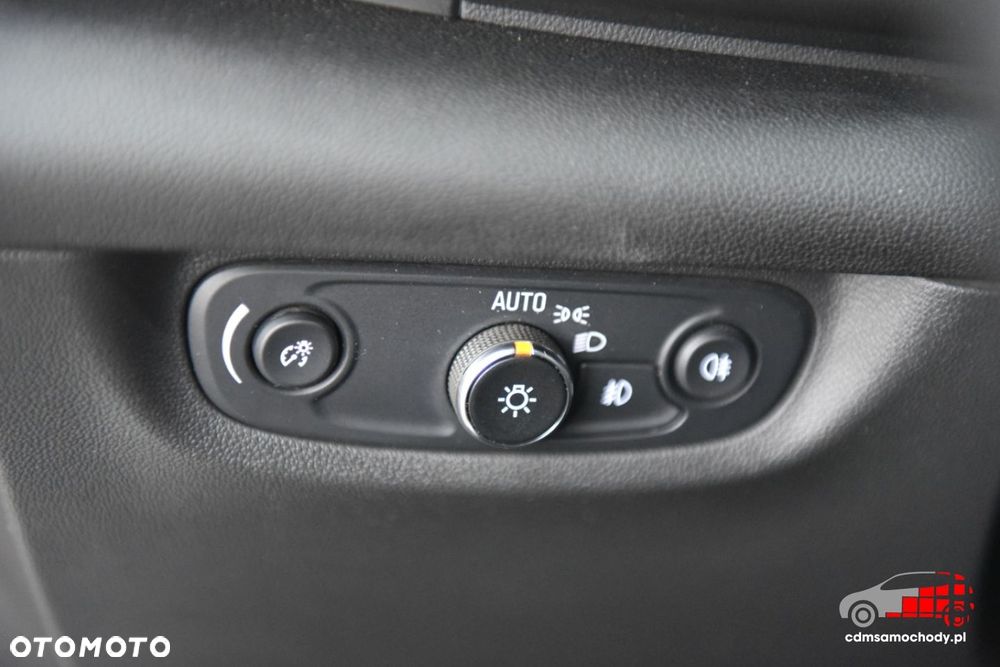 Opel Insignia - 35