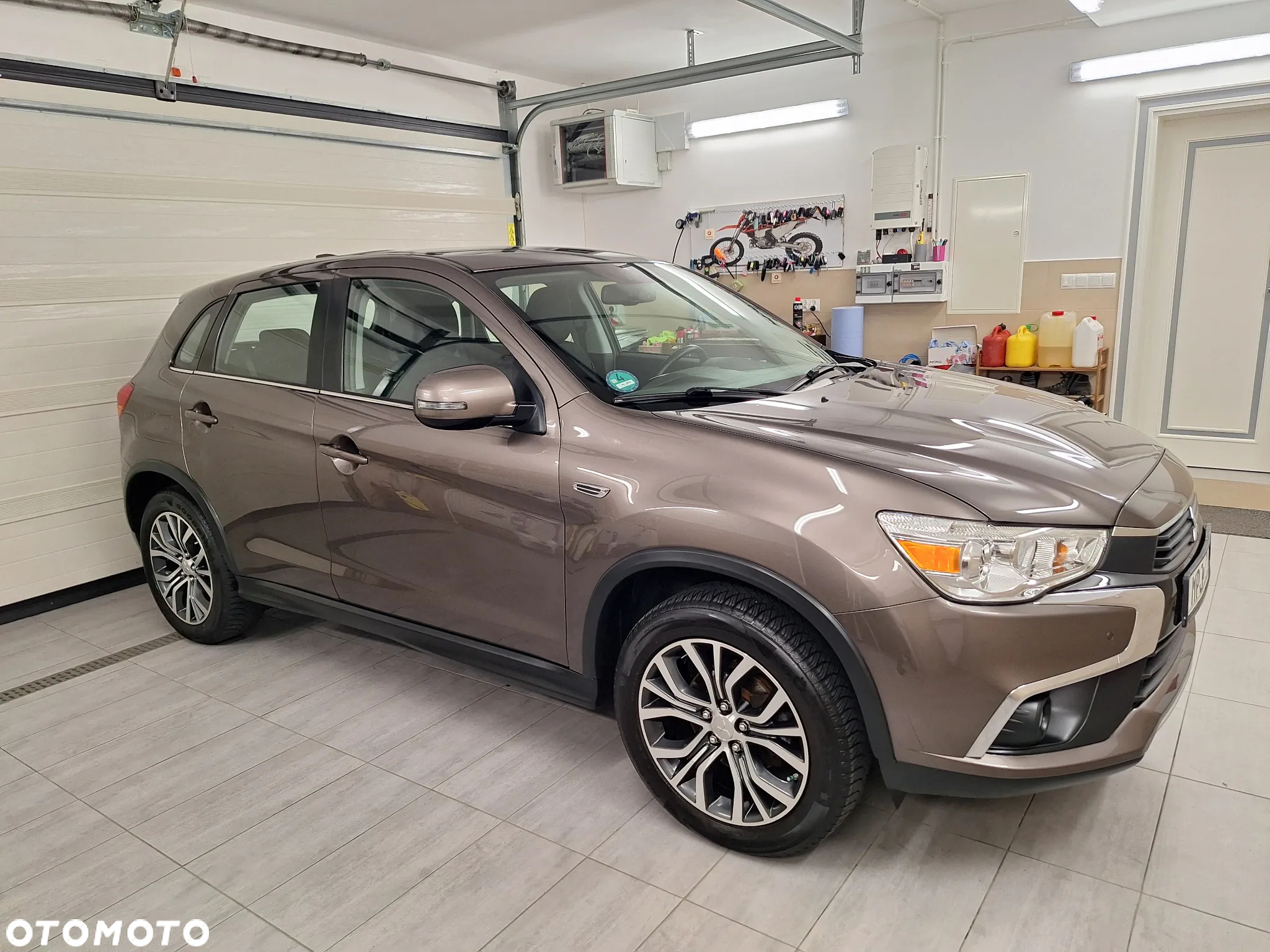 Mitsubishi ASX 1.6 2WD Diamant Edition+ - 14