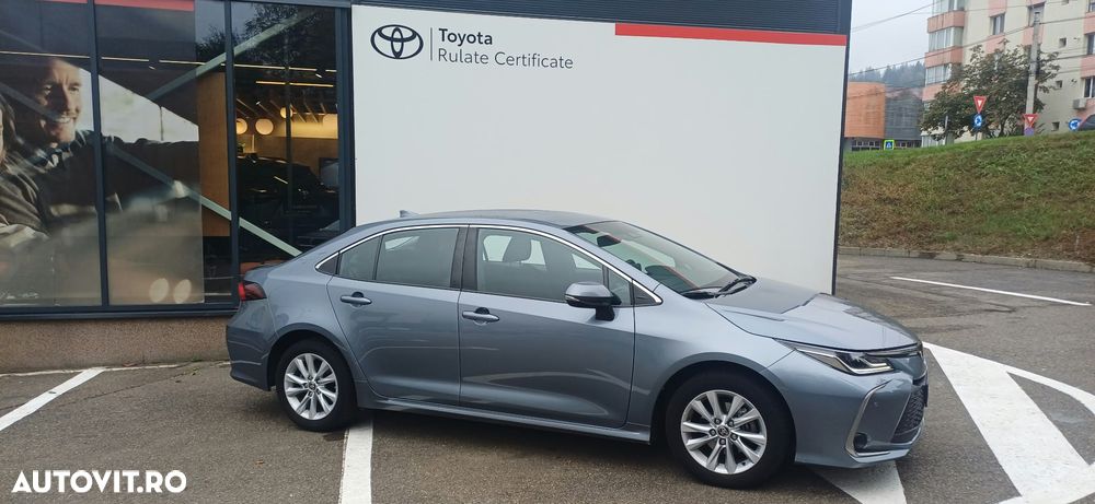 Toyota Corolla - 3