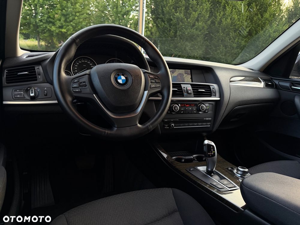 BMW X3 xDrive20d - 32
