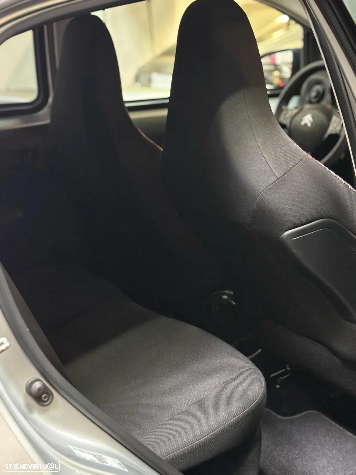 Citroën C1 1.0 VTi Feel S&S - 16