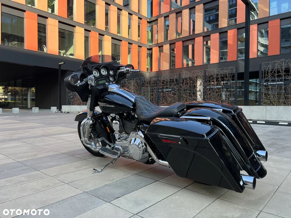Harley-Davidson Touring Street Glide - 1