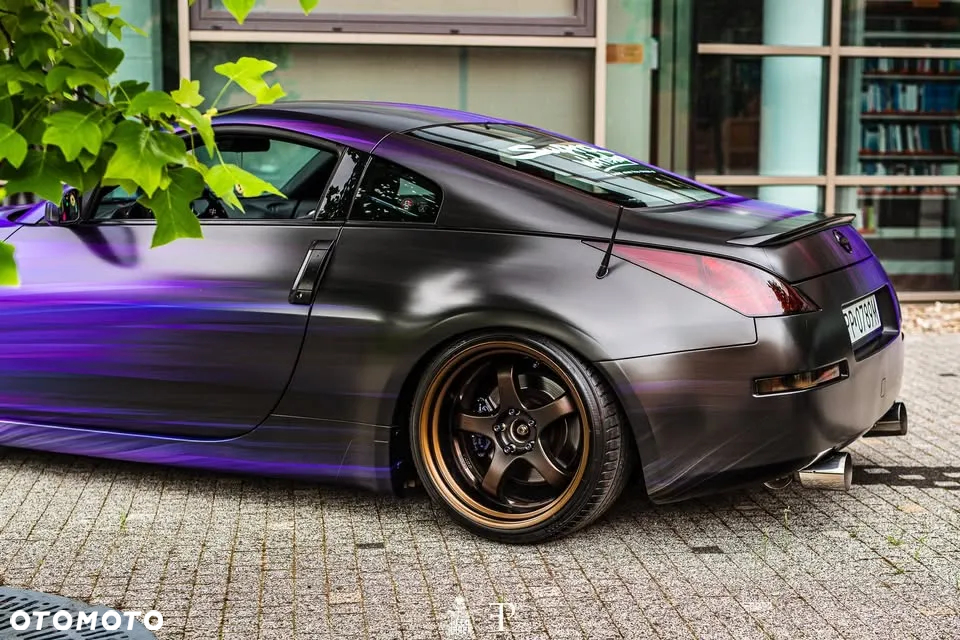 Nissan 350 Z - 6