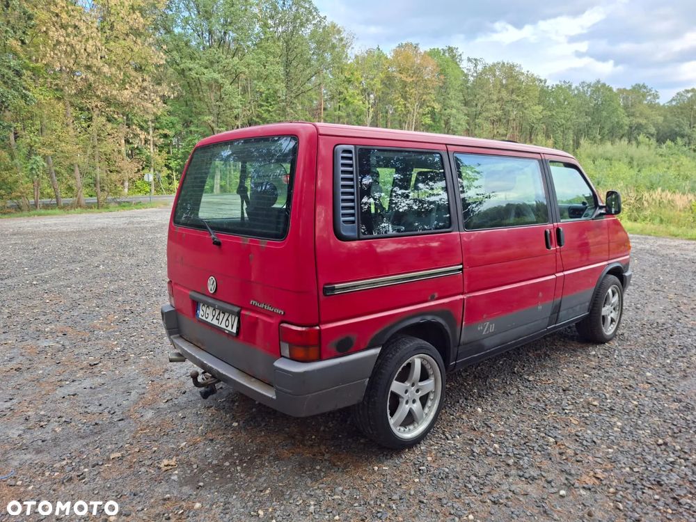 Volkswagen Multivan - 5