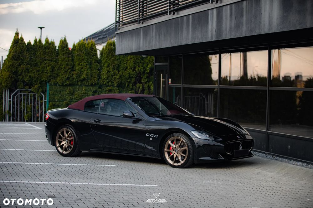 Maserati GranCabrio Sport - 10