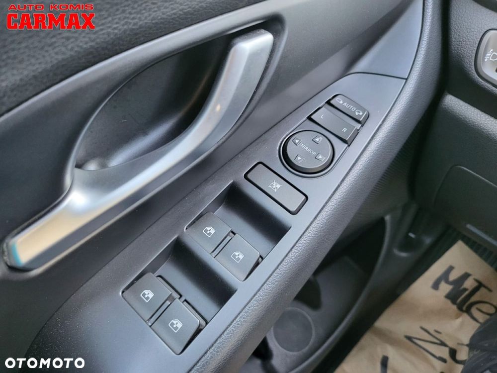 Hyundai i30 - 24