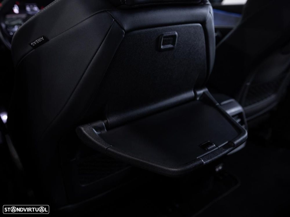 Peugeot 5008 1.5 BlueHDi GT EAT8 - 24
