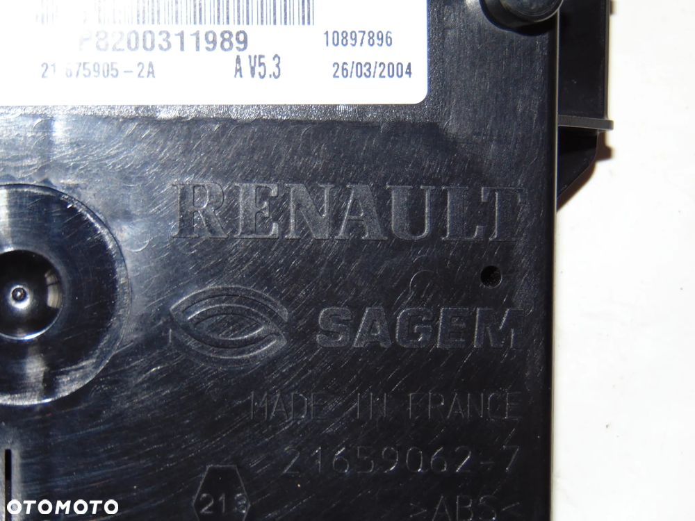 Moduł sterownik UCH-N2 P8200311989 Renault Clio 2 II FL lift 01-09r - 11