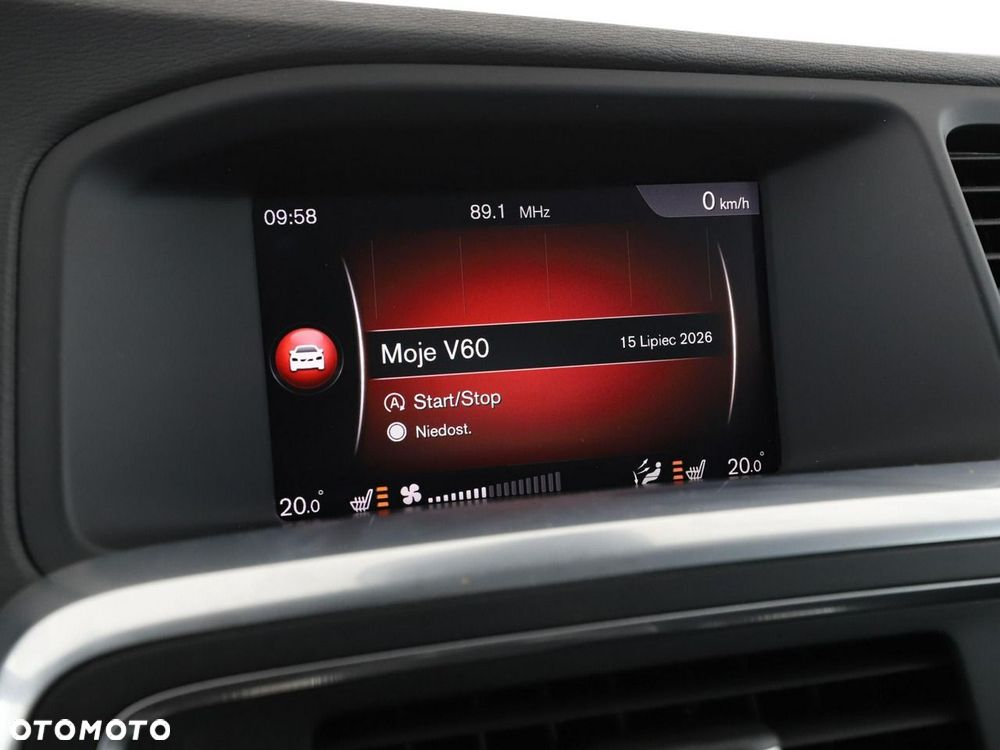 Volvo V60 D2 Summum - 27