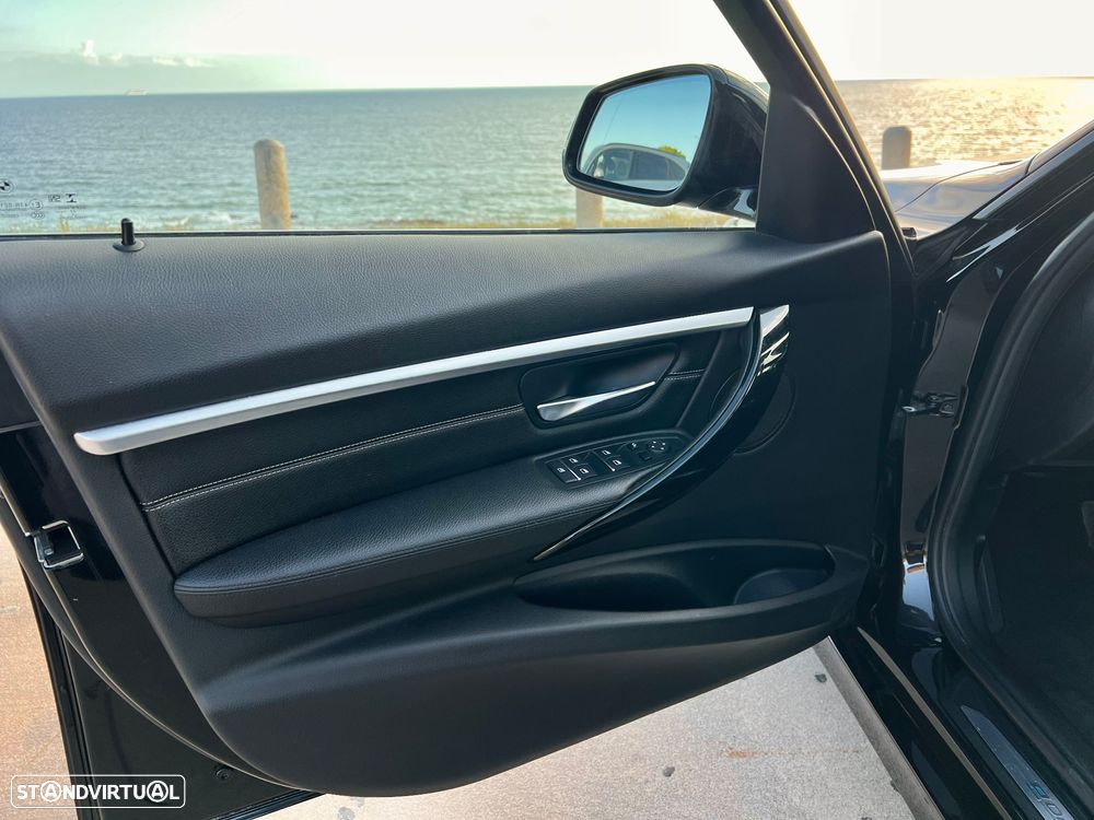 BMW 330 e iPerformance Line Sport Shadow - 9