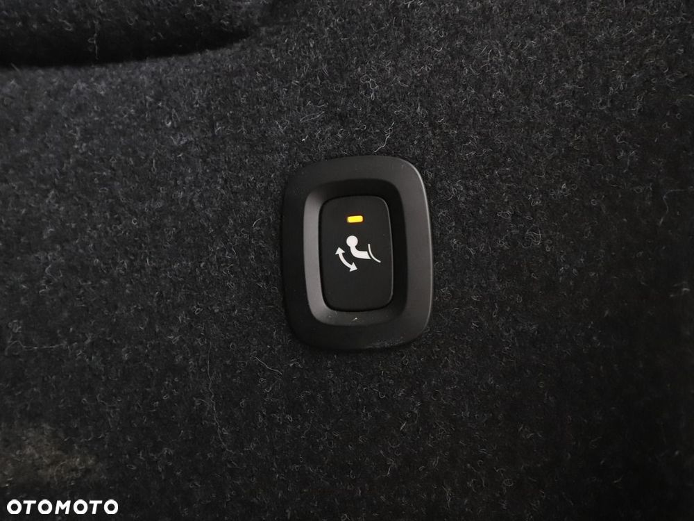 Volvo XC 40 T4 Momentum - 40