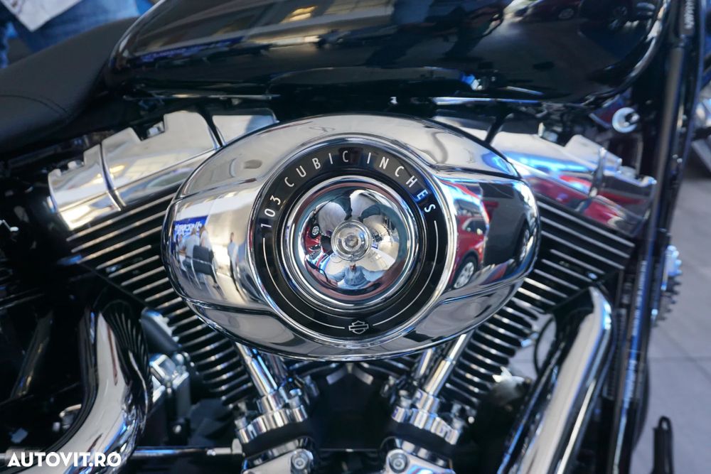 Harley-Davidson Softail Breakout FXSB - 10