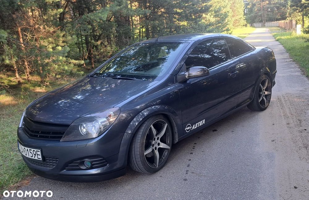 Opel Astra 1.9 CDTI Limited - 1