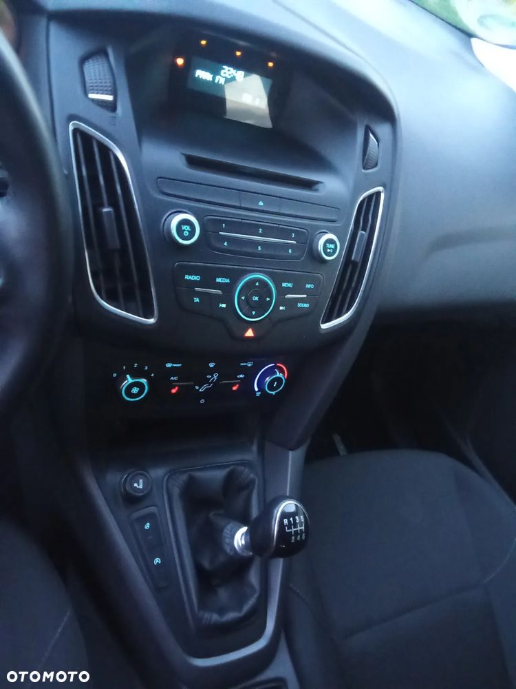 Ford Focus 1.0 EcoBoost Edition - 28
