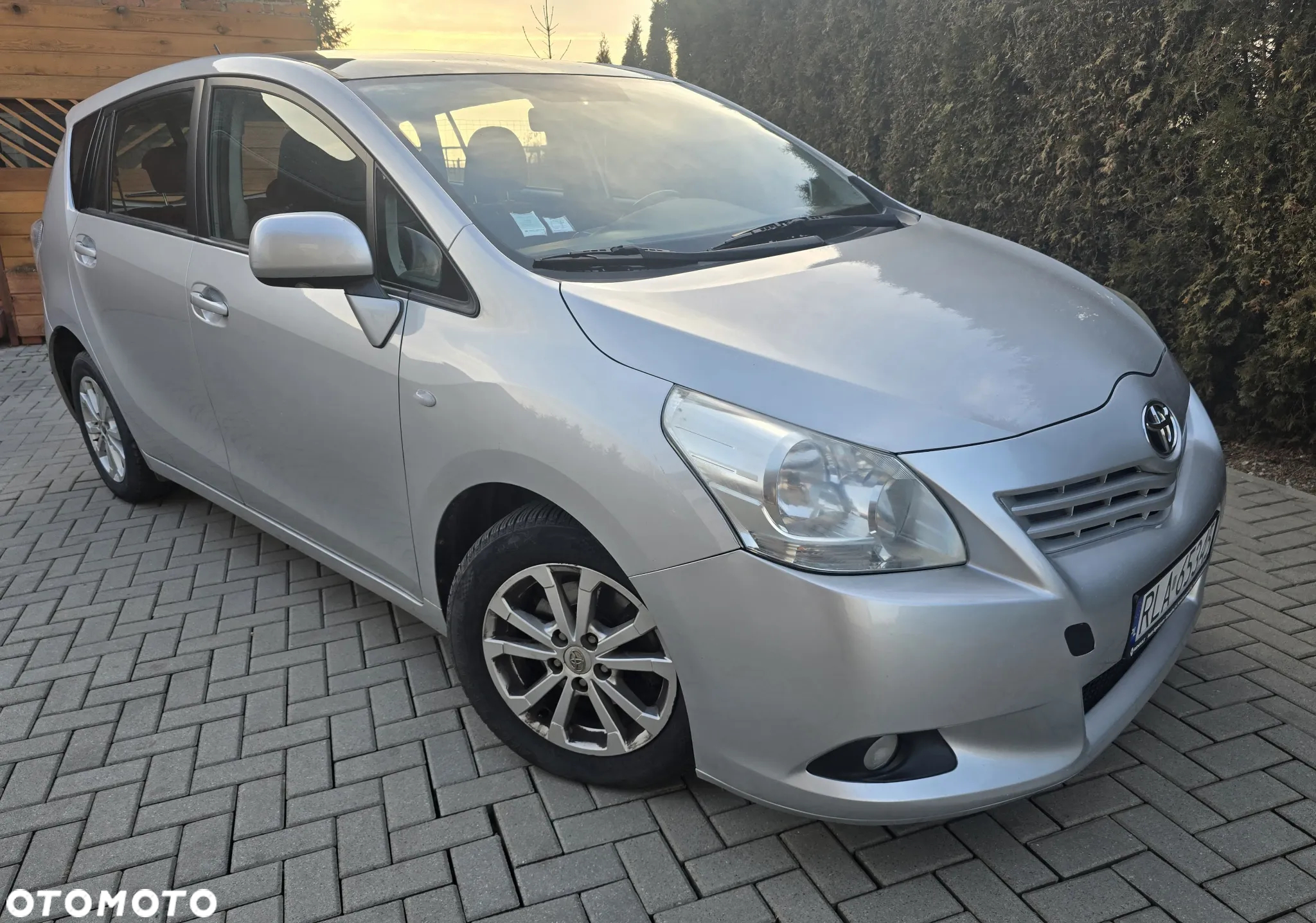 Toyota Verso 2.0 D-4D - 21