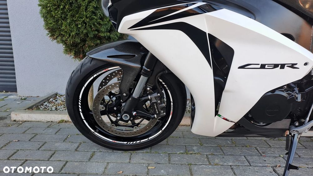Honda CBR - 29
